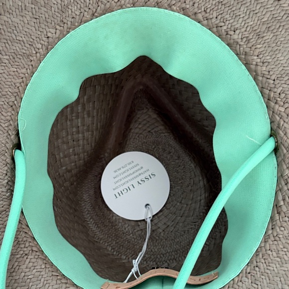 Sissy Light Shoreside Hat - Picture 2 of 4